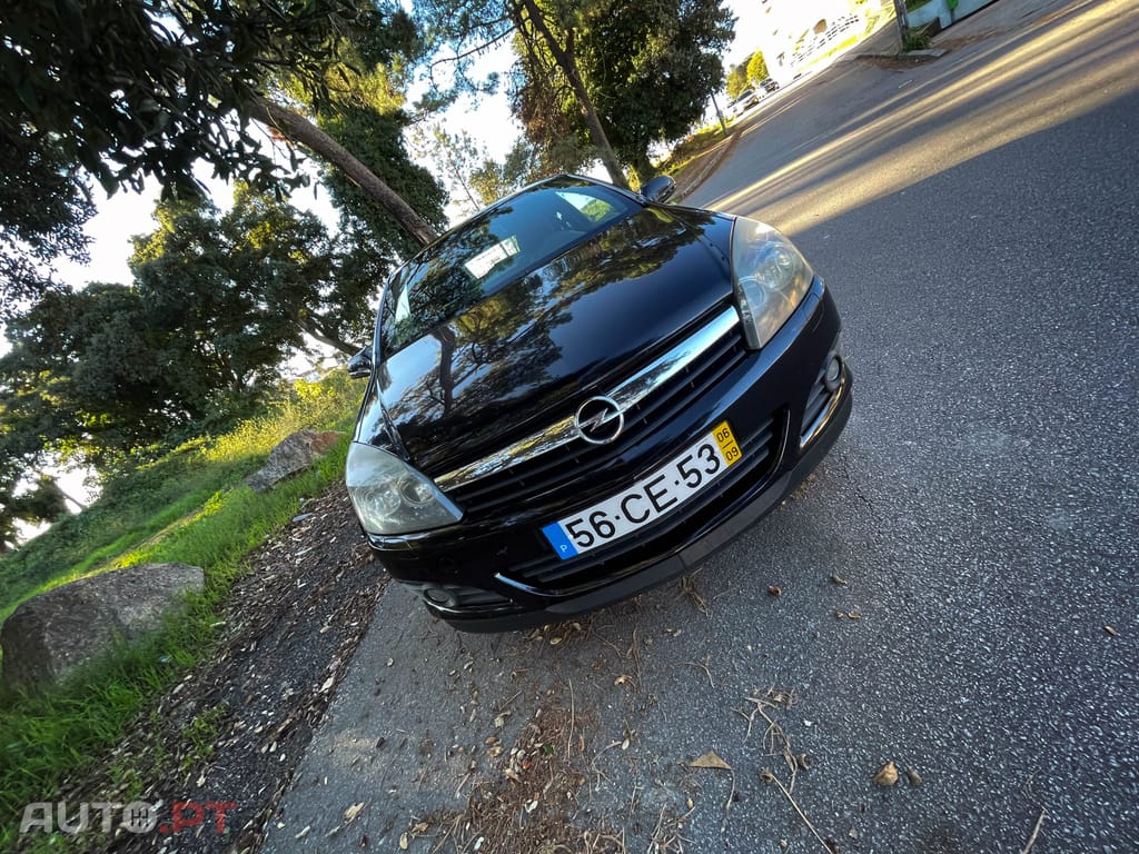 Opel Astra GTC CDTi