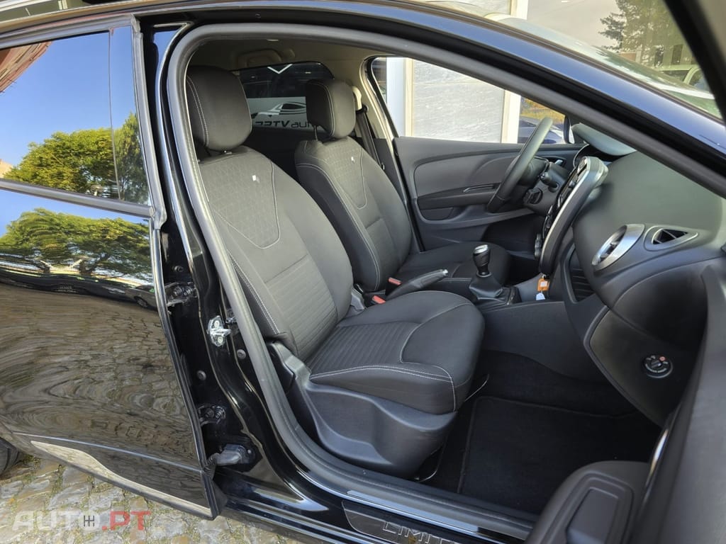 Renault Clio Sport Tourer 0.9 TCe Limited Edition