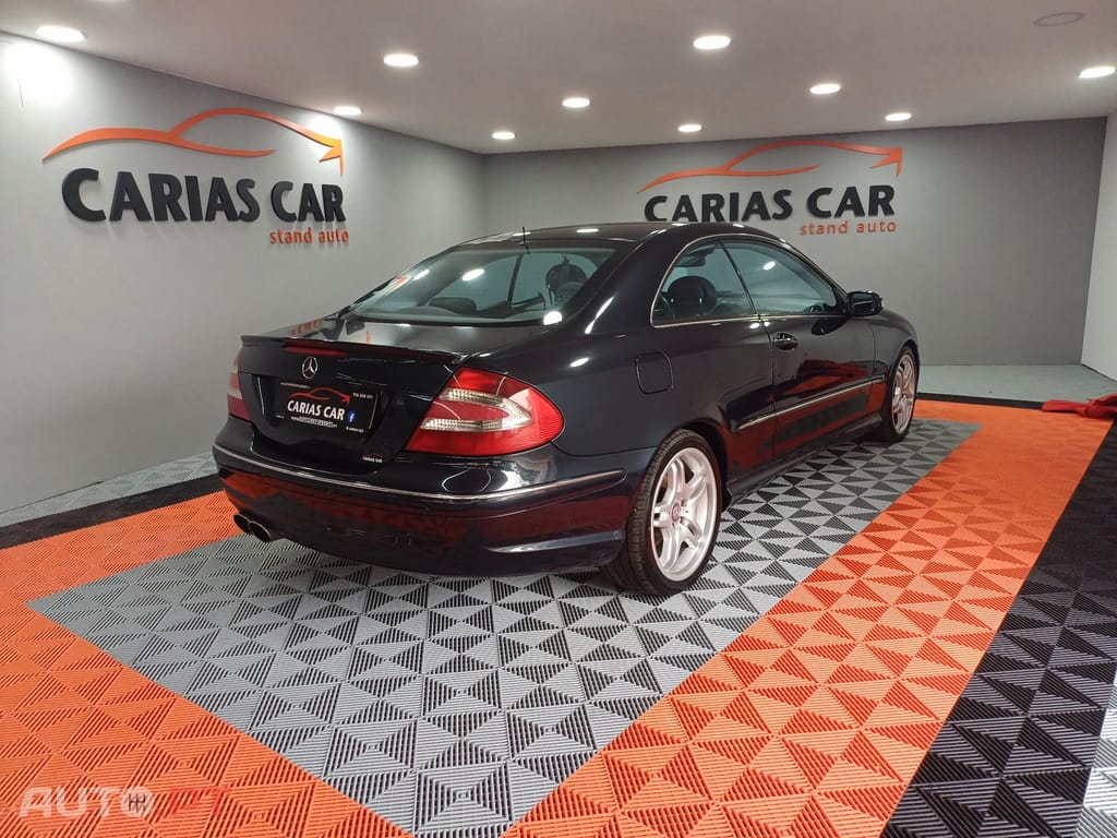 Mercedes-Benz CLK 270 Outro