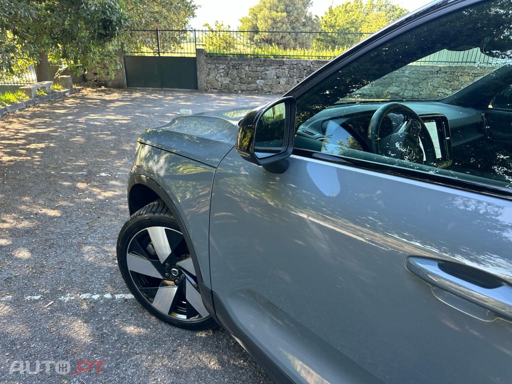 Volvo XC40 Recharge Plus