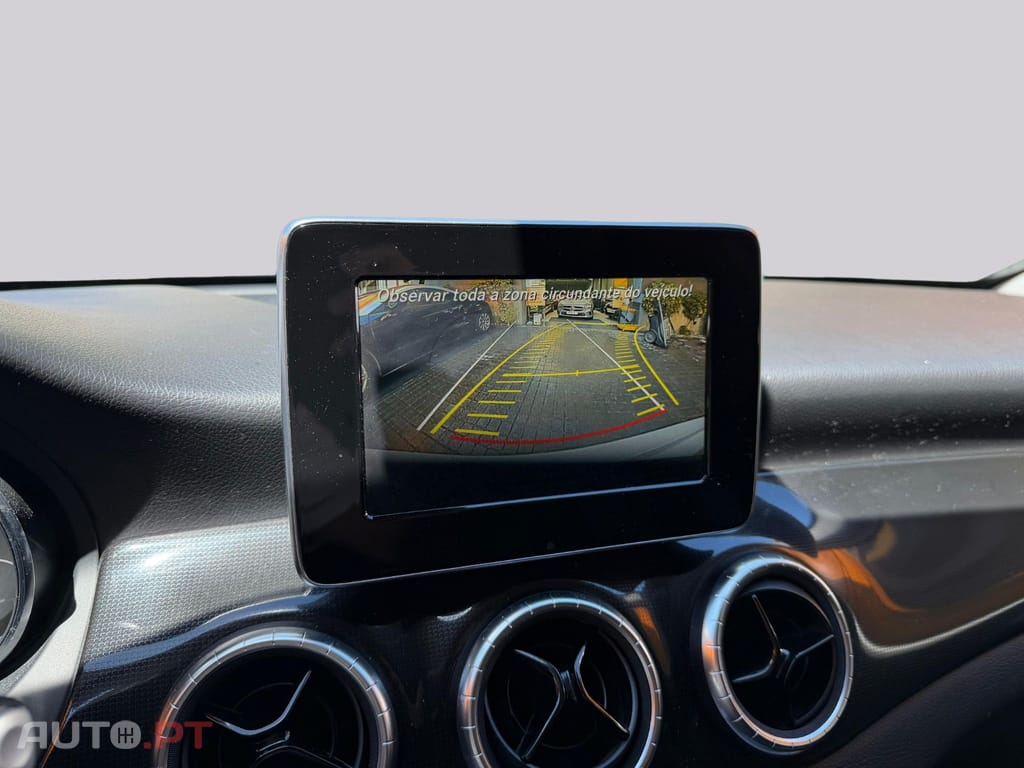 Mercedes-Benz CLA 200 D