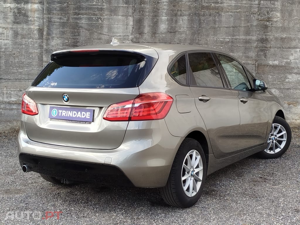 BMW 216 d Luxury Line
