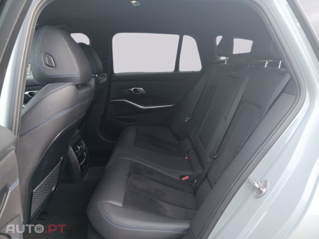 BMW 320 d Auto 