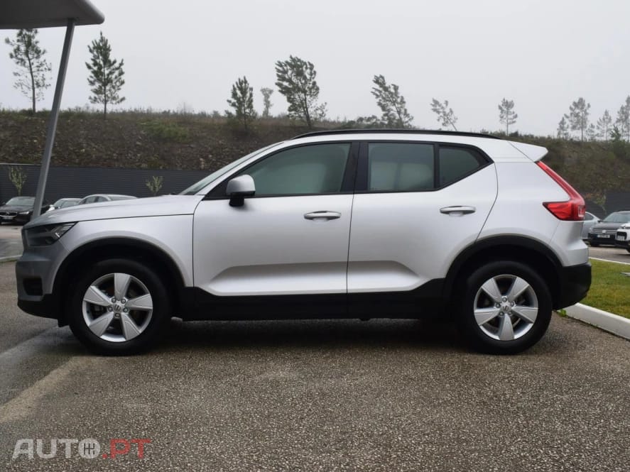 Volvo XC40 2.0 D3 Momentum