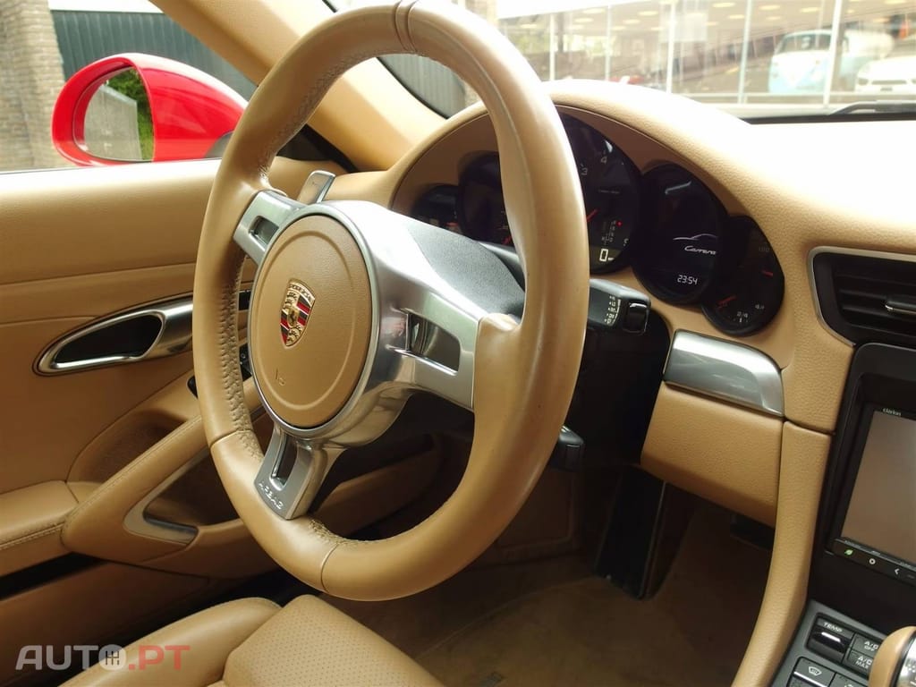 Porsche 911 Carrera