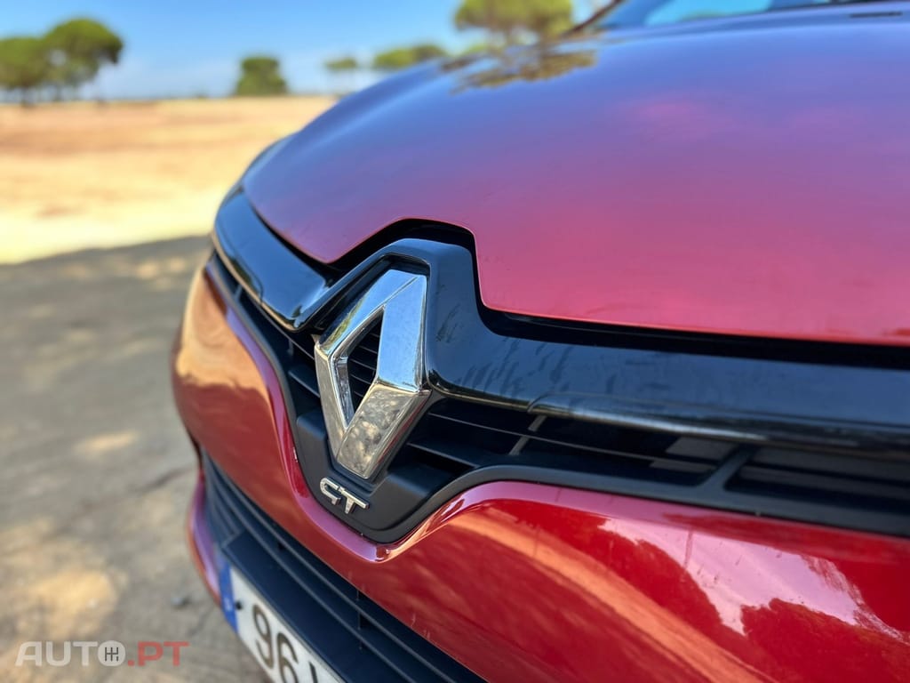 Renault Clio Sport Tourer 1.2 TCE GT EDC