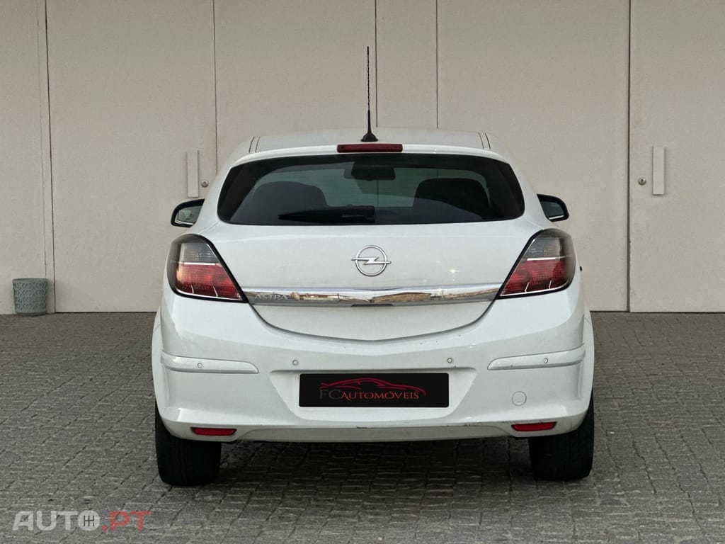 Opel Astra GTC 1.7 CDTI DPF Sport