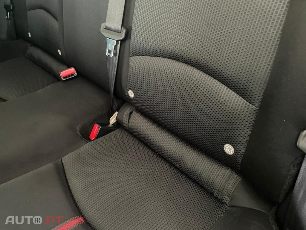 Mazda 2 1.5 Sky.Evolve Navi