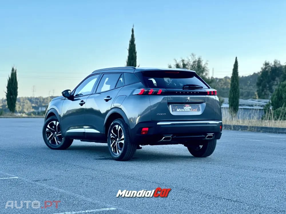 Peugeot 2008 1.2 PureTech Allure EAT8