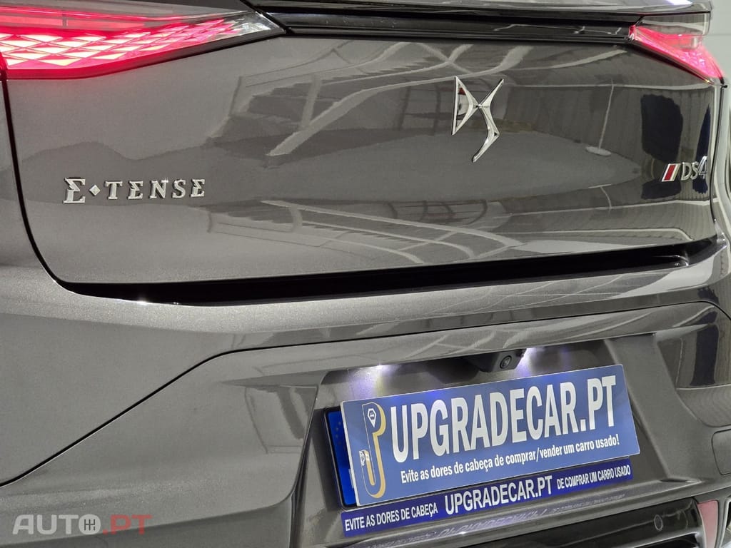 DS DS4 E-Tense Performance Line EAT8