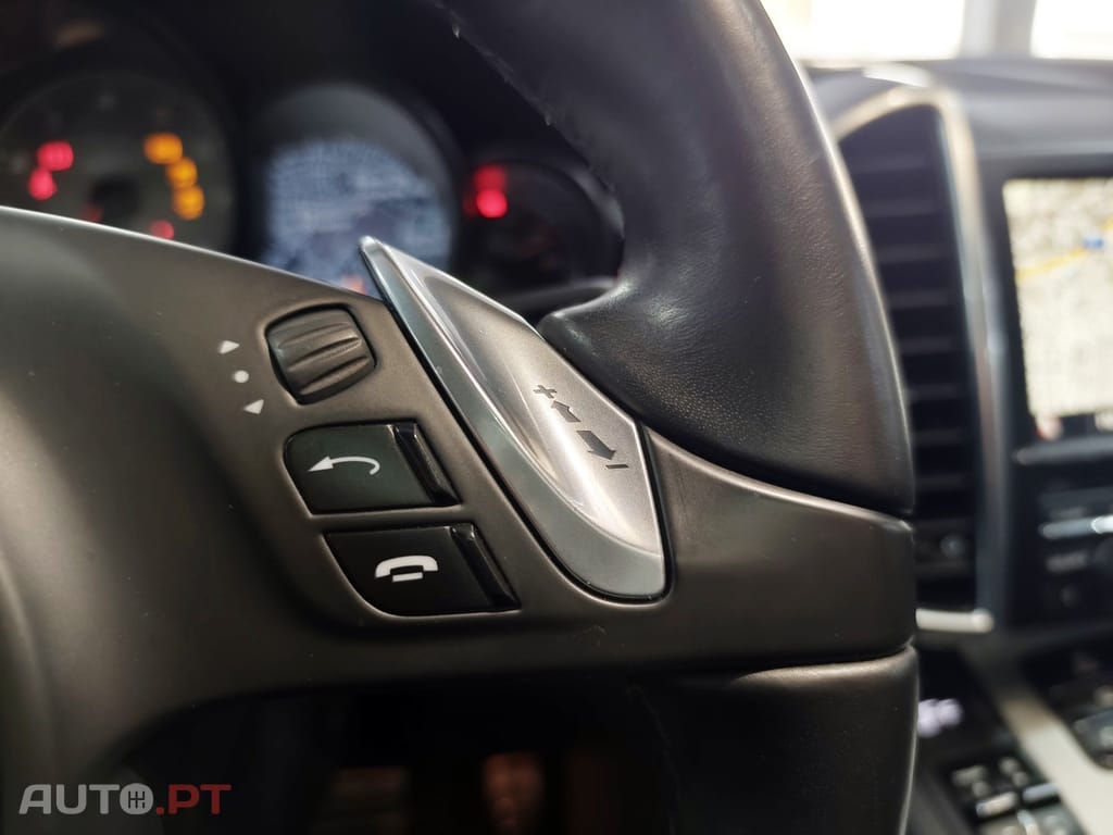 Porsche Cayenne S Hybrid