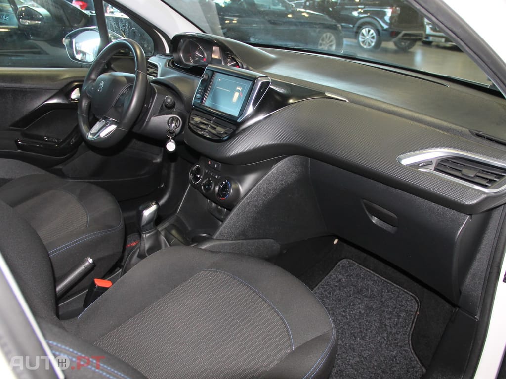 Peugeot 208 1.5 BlueHDi Active