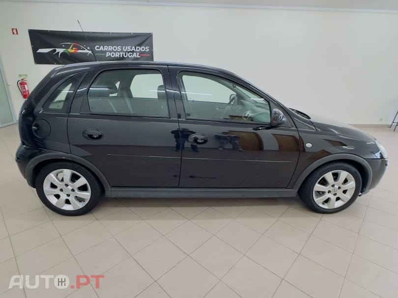 Opel Corsa 1.2 Twinport Enjoy