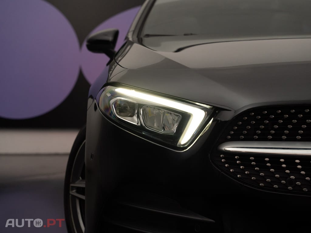 Mercedes-Benz A 250 e AMG Line