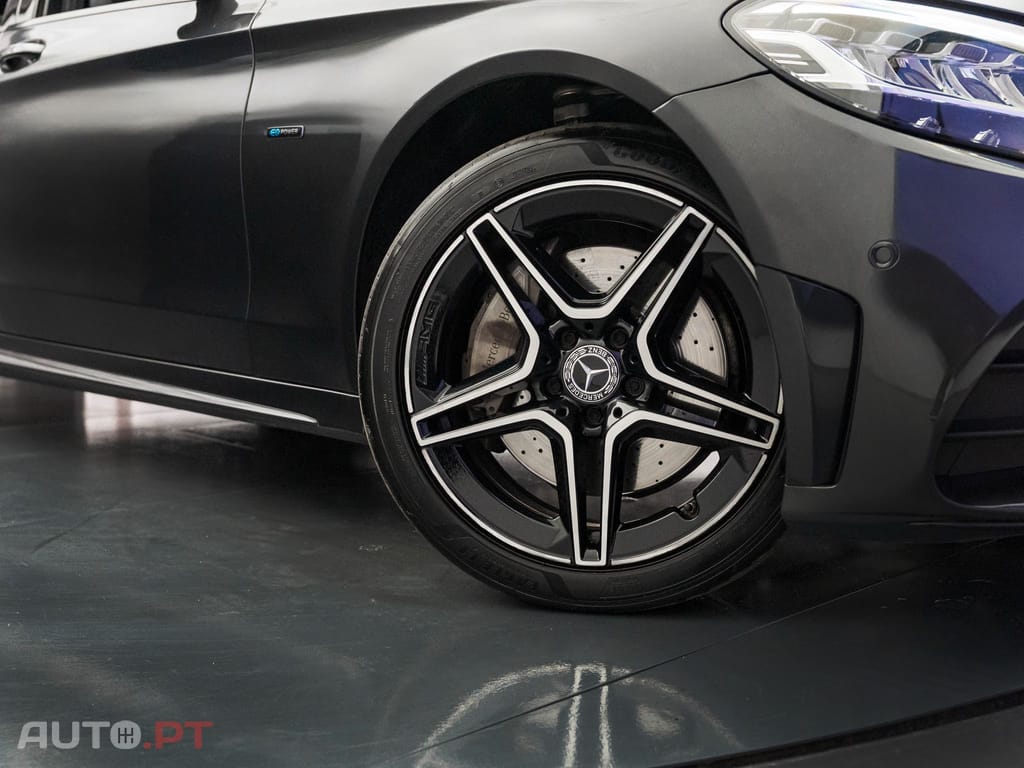 Mercedes-Benz C 300 de AMG Line