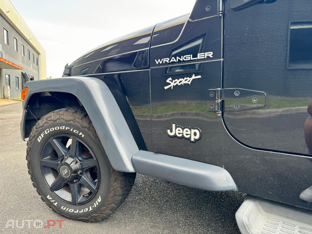 Jeep Wrangler 2.5 Sport Hard Top