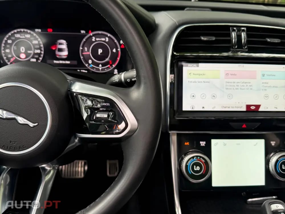 Jaguar XE 2.0 D R-Dynamic S