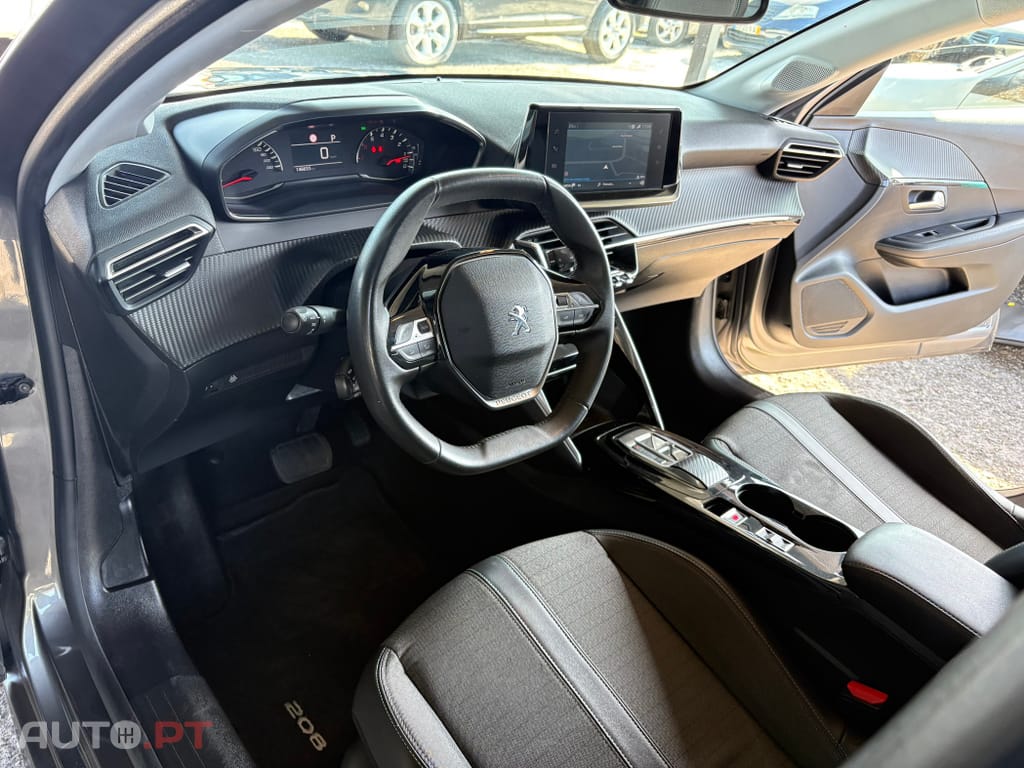 Peugeot 208 1.2 PureTech Allure Pack EAT8