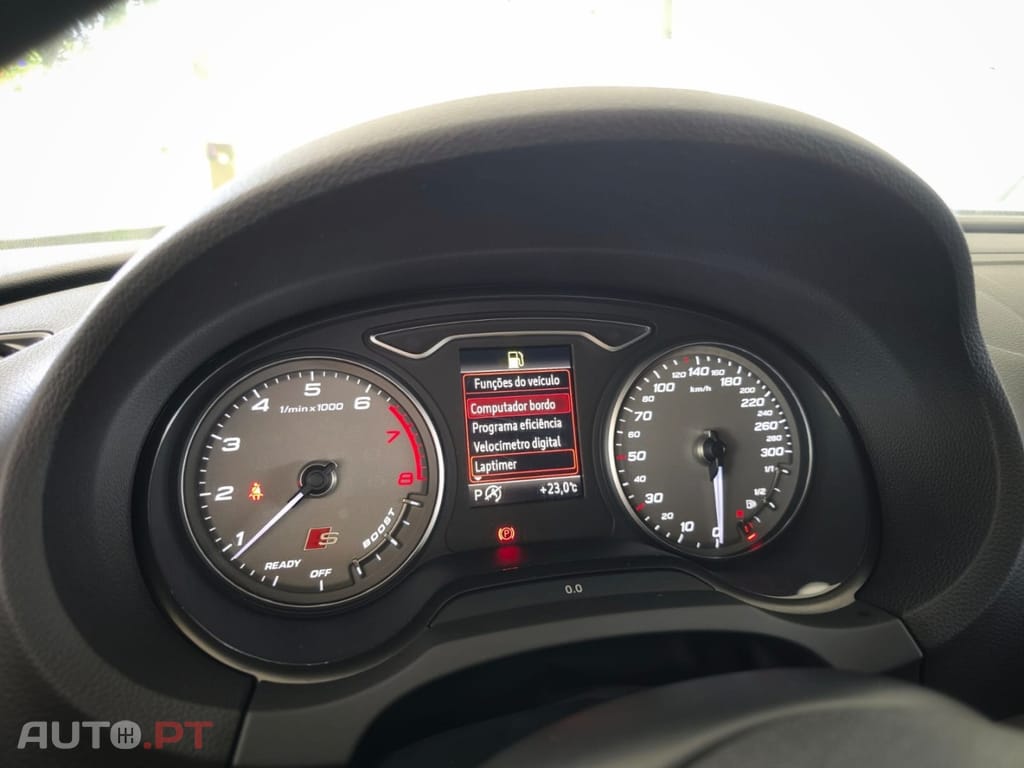 Audi S3 TFSI quattro S tronic