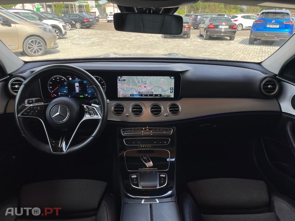 Mercedes-Benz E 300 de Avantgarde 4Matic