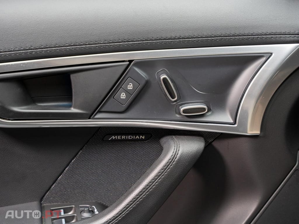 Jaguar F-Type 2.0 i4 R-Dynamic Black