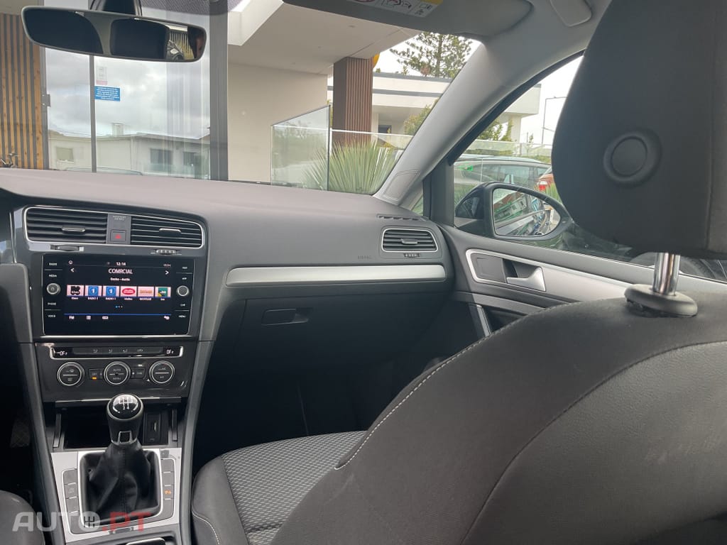 Volkswagen Golf 1.0 TSI Trendline Pack
