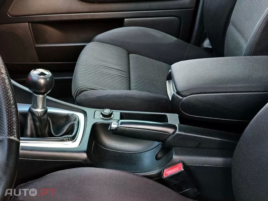 Audi A4 2.0 TDI S-line
