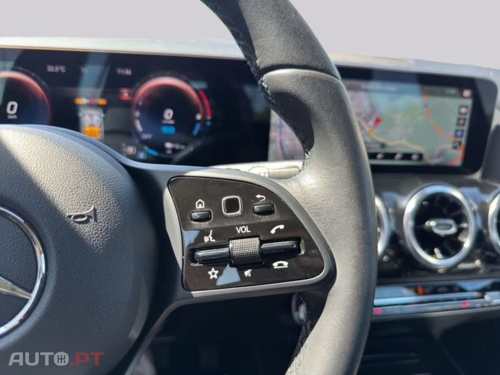 Mercedes-Benz GLA 250 I.V.A DEDUTIVEL e Style