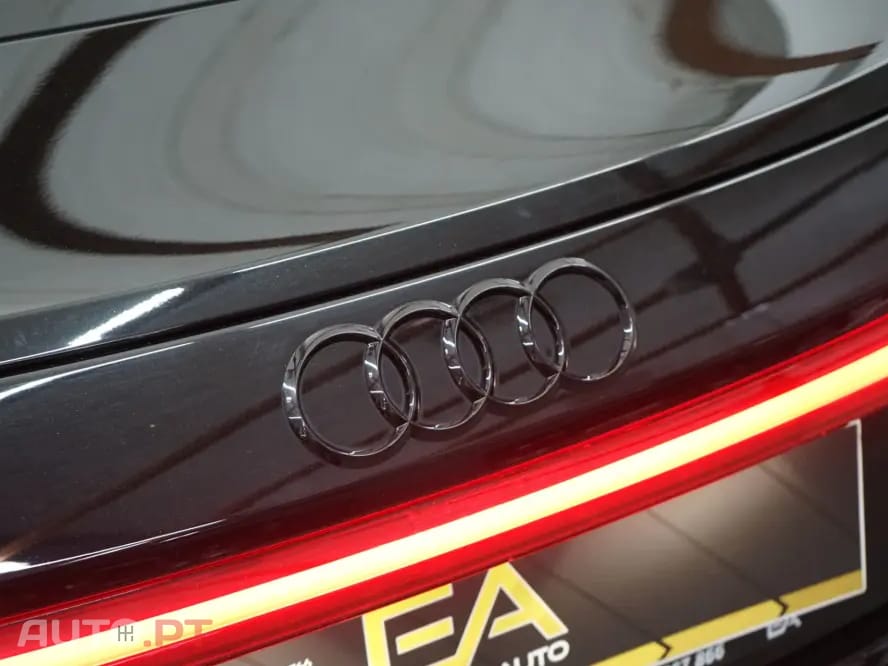 Audi E-Tron GT quattro