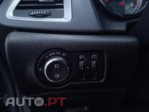 Opel Astra Sedan 1.6 CDTi
