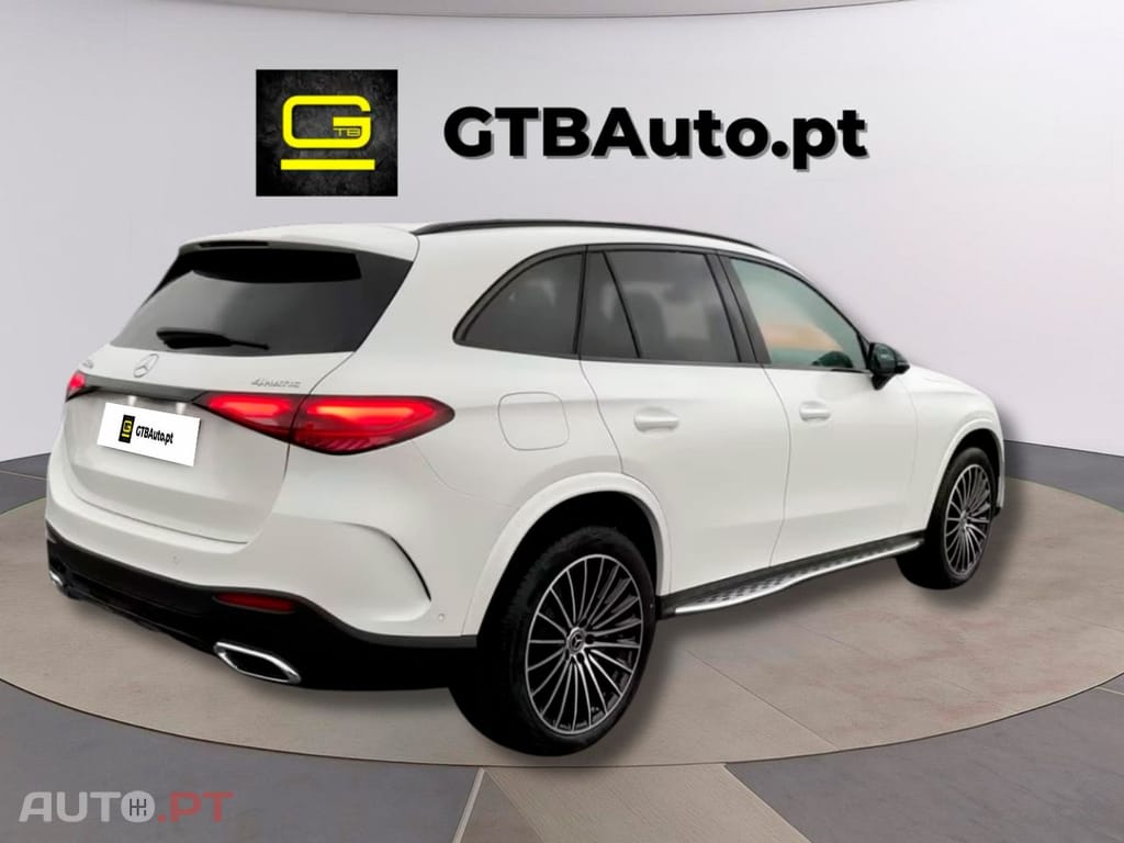 Mercedes-Benz GLC 300 I.V.A DEDUTIVEL de 4m AMG Night