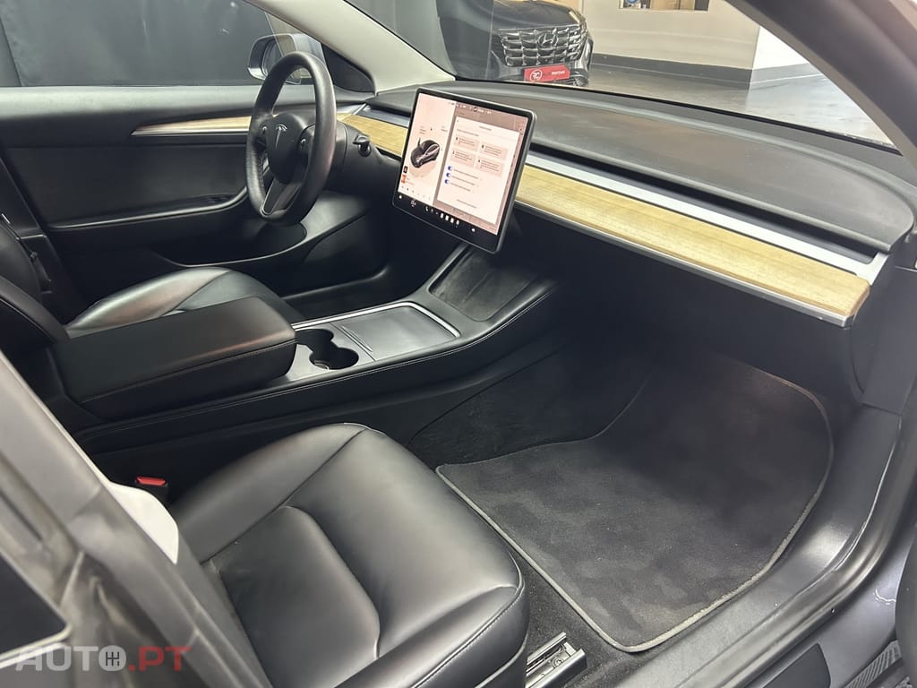 Tesla Model 3 Long Range Dual Motor