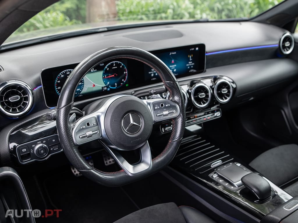 Mercedes-Benz A 180 D AMG Line Auto