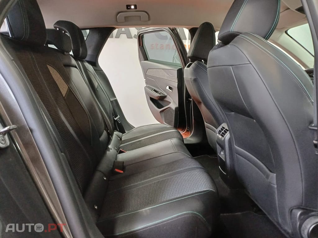Peugeot 308 SW 1.2 PureTech Allure EAT8