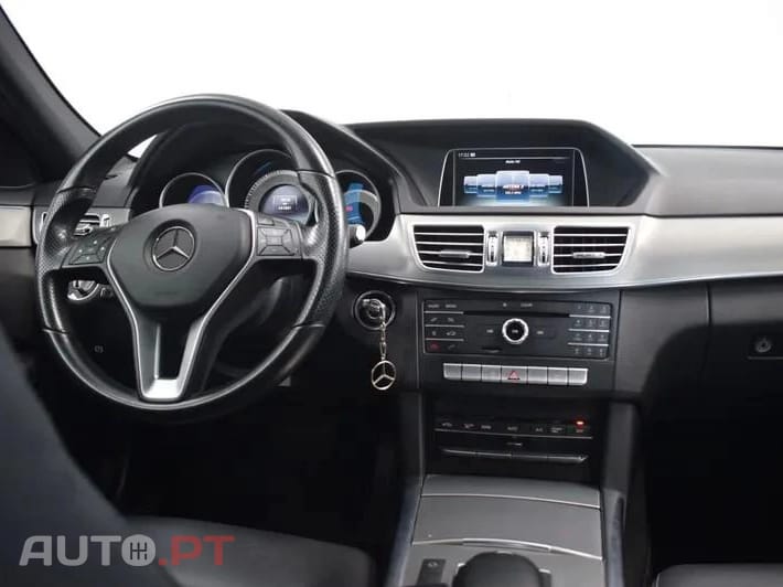 Mercedes-Benz E 300 Bluetec Hybrid Avantgarde
