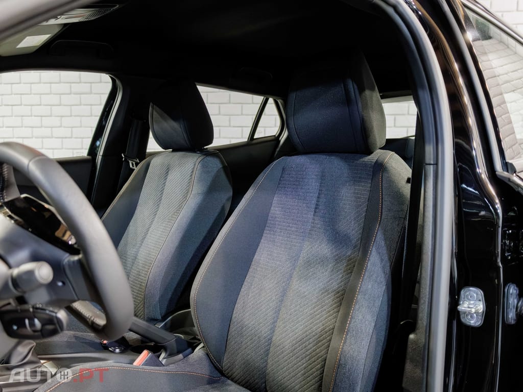 Peugeot 2008 1.2 Style
