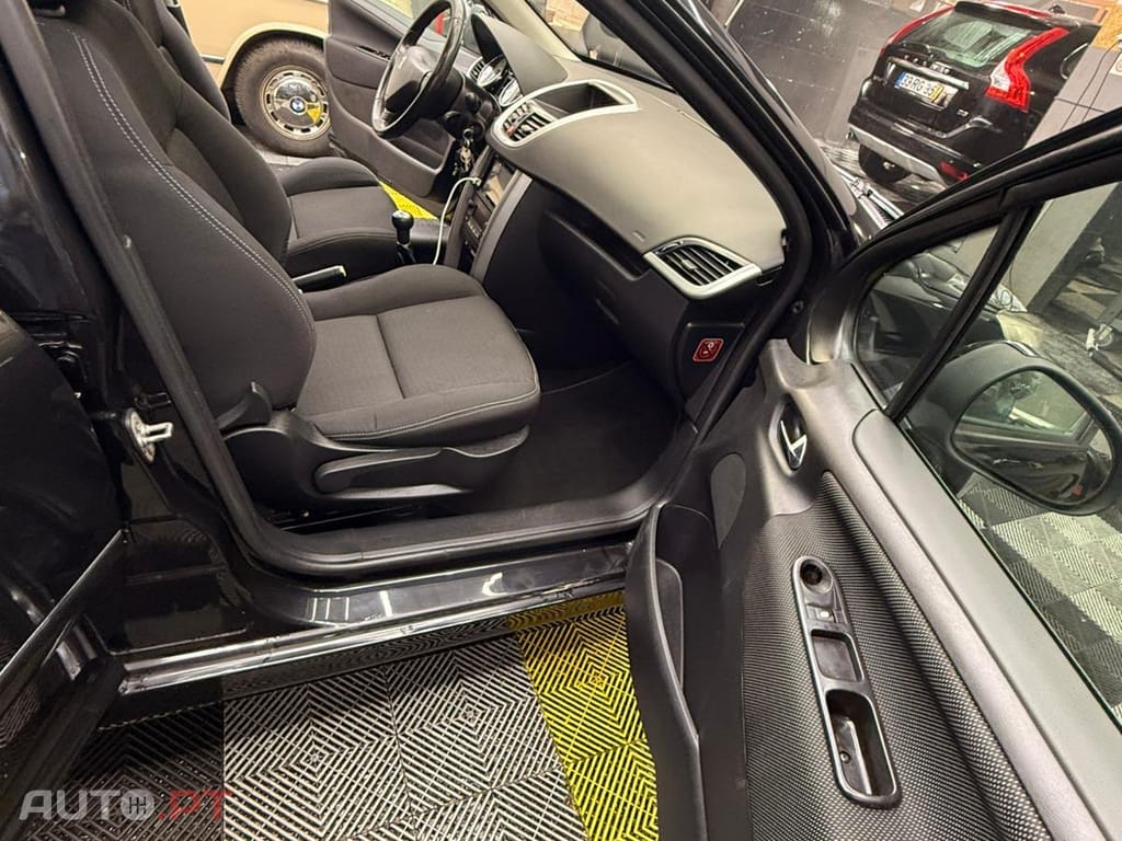 Peugeot 207 SW HDI