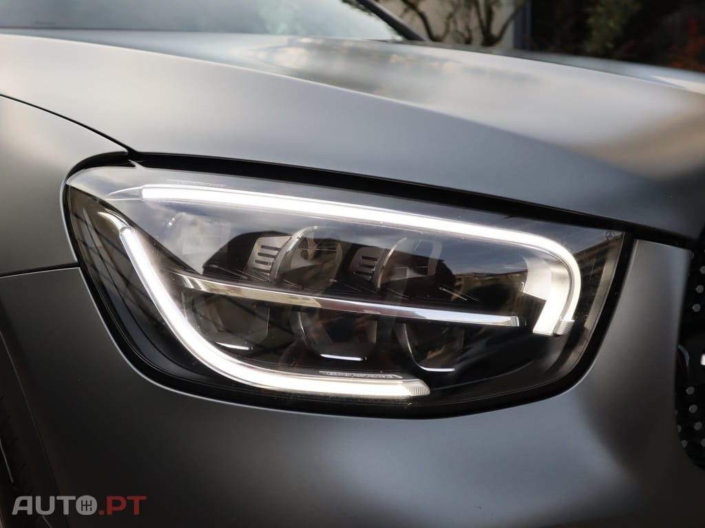 Mercedes-Benz GLC 300 de Coupe 4Matic 9G-TRONIC AMG Line