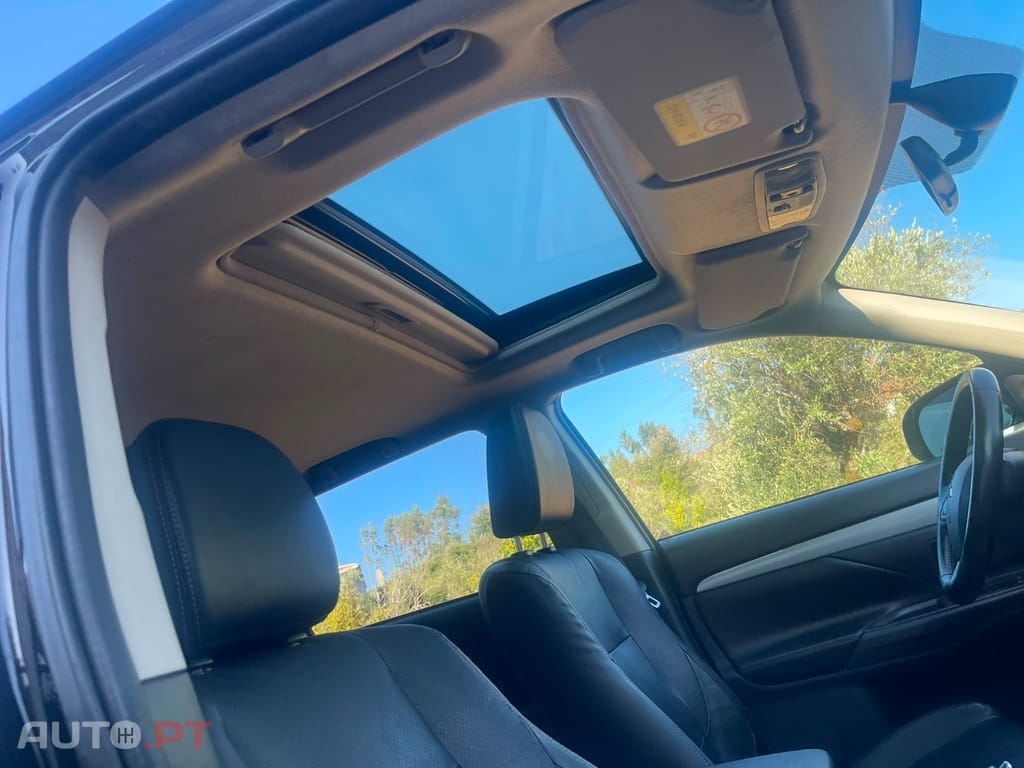 Mitsubishi Outlander Phev