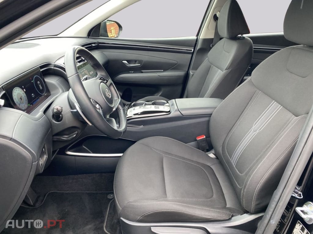 Hyundai Tucson I.V.A DEDUTÍVEL 1.6 T AT6 4WD PHEV AC/A