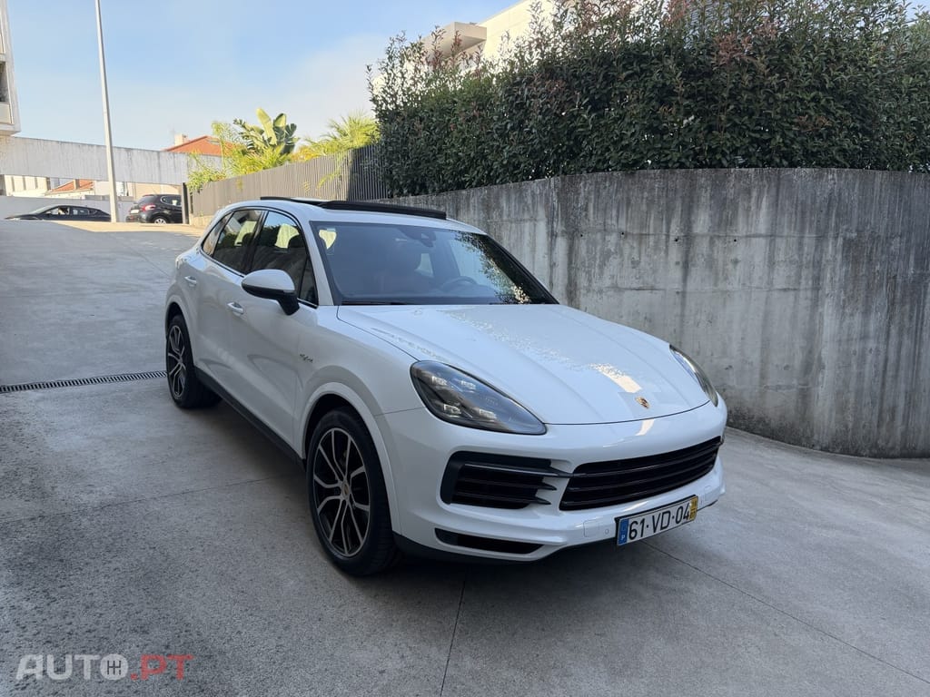 Porsche Cayenne E-Hybrid Platinum Edition