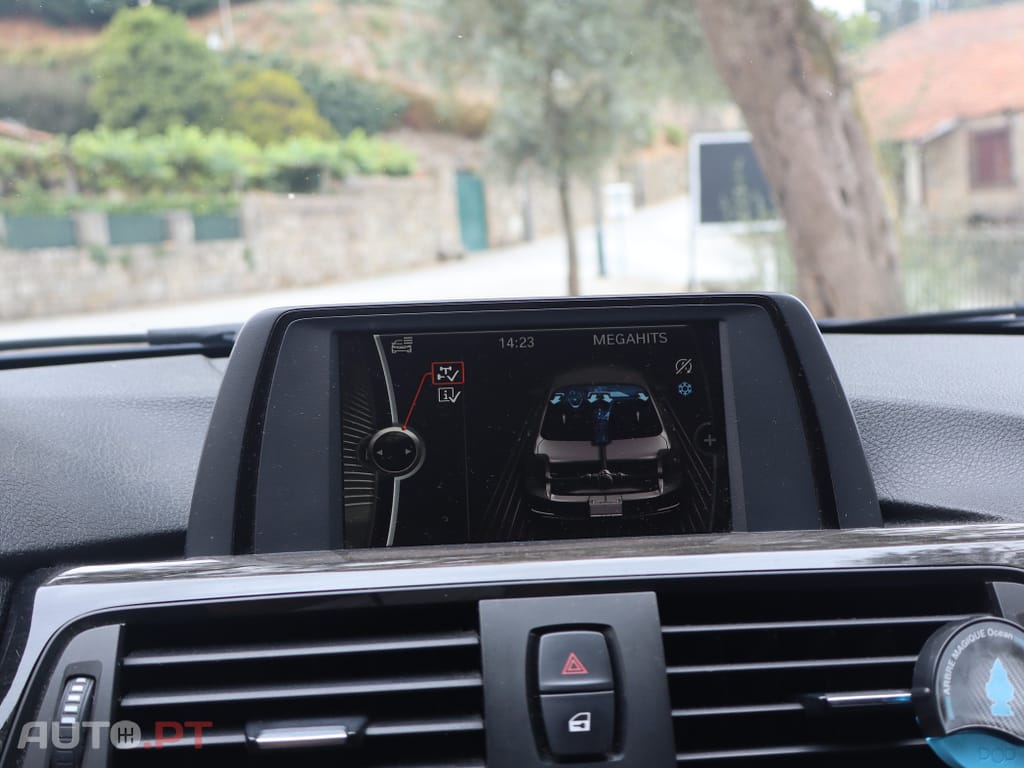 BMW 318 d Line Modern