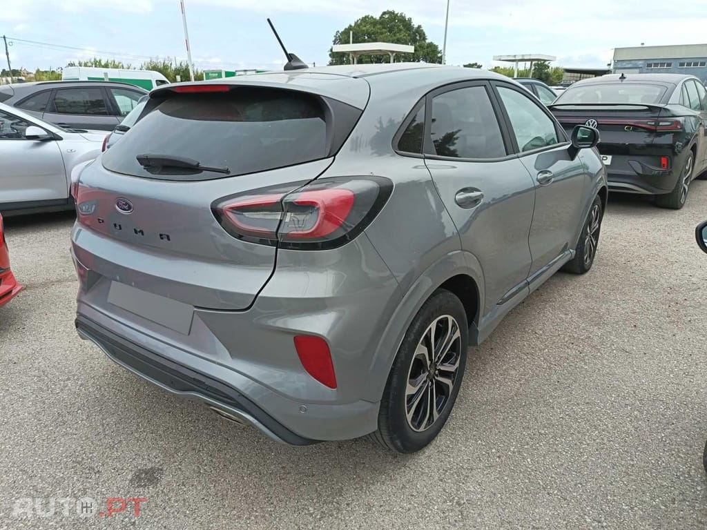 Ford Puma 1.0 EcoBoost MHEV ST-Line Design
