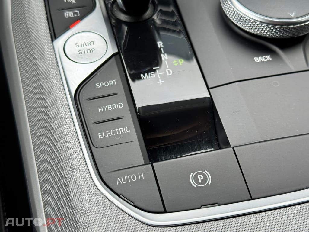 BMW 320 e Touring Auto