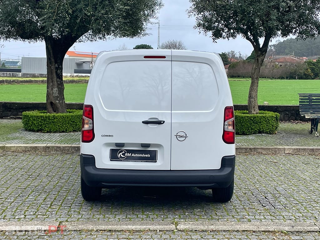 Opel Combo 1.5 CDTI IVA Dedutível