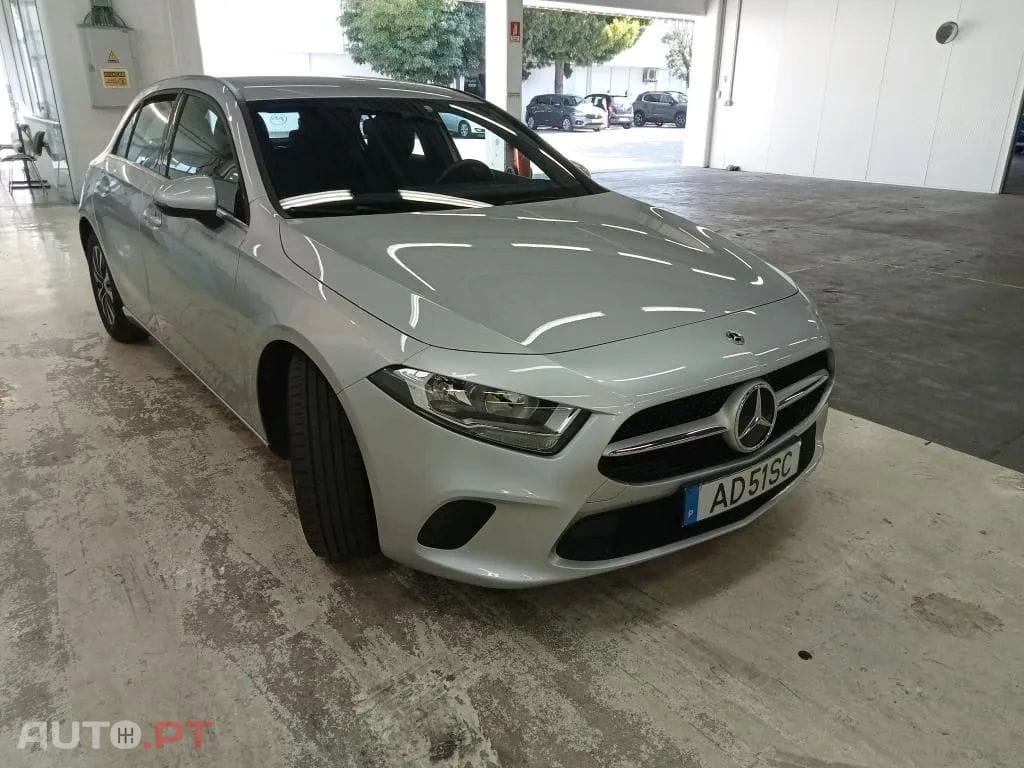 Mercedes-Benz A 180 d Business Solutions