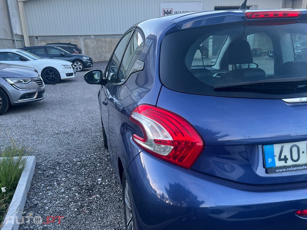 Peugeot 208 Allure