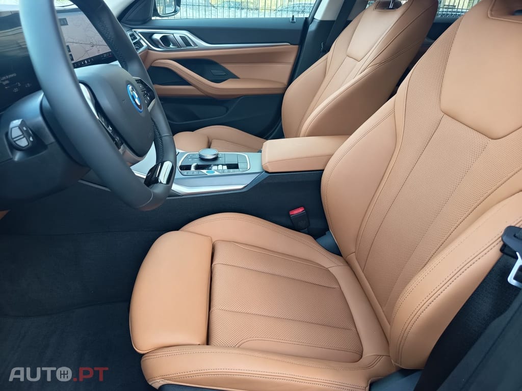 BMW i4 eDrive35