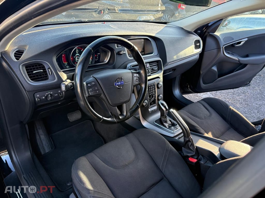 Volvo V40 1.6 D2 Kinetic Powershift