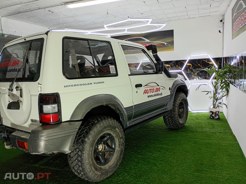 Mitsubishi Pajero 2.5 TDi GLS